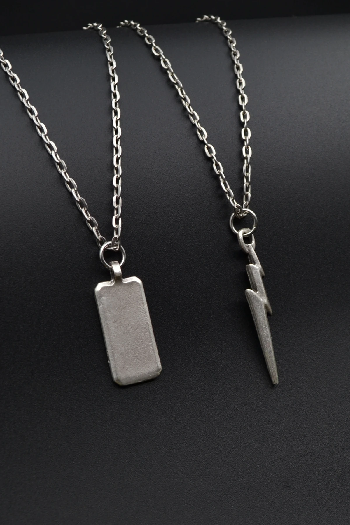 2'li Şimşek Flash Gordon Dikdörgen Bar Erkek Kadın Kolye Seti