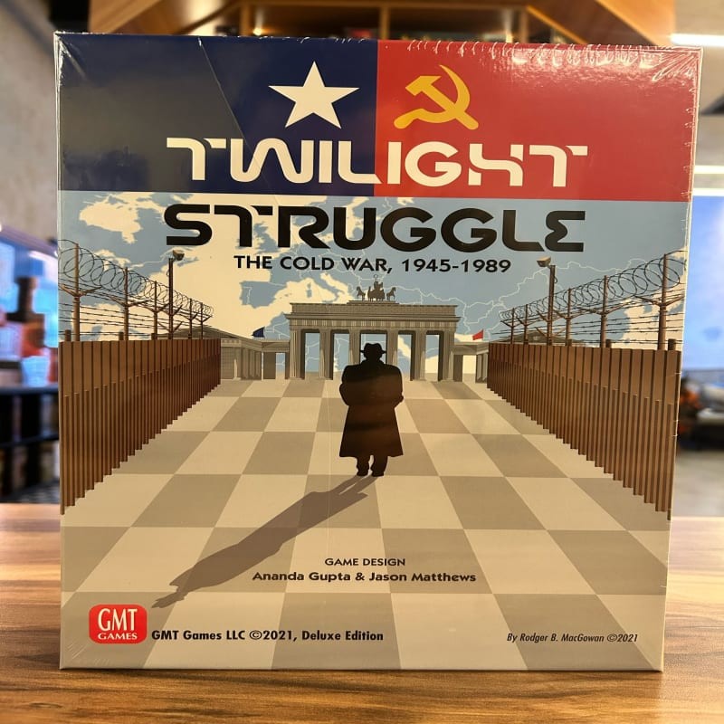 Hasarlı Twilight Struggle Deluxe (İngilizce)