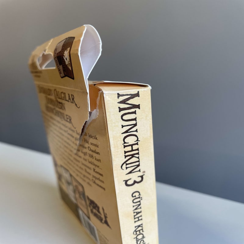 Hasarlı Munchkin 3 - Günah Keçisi