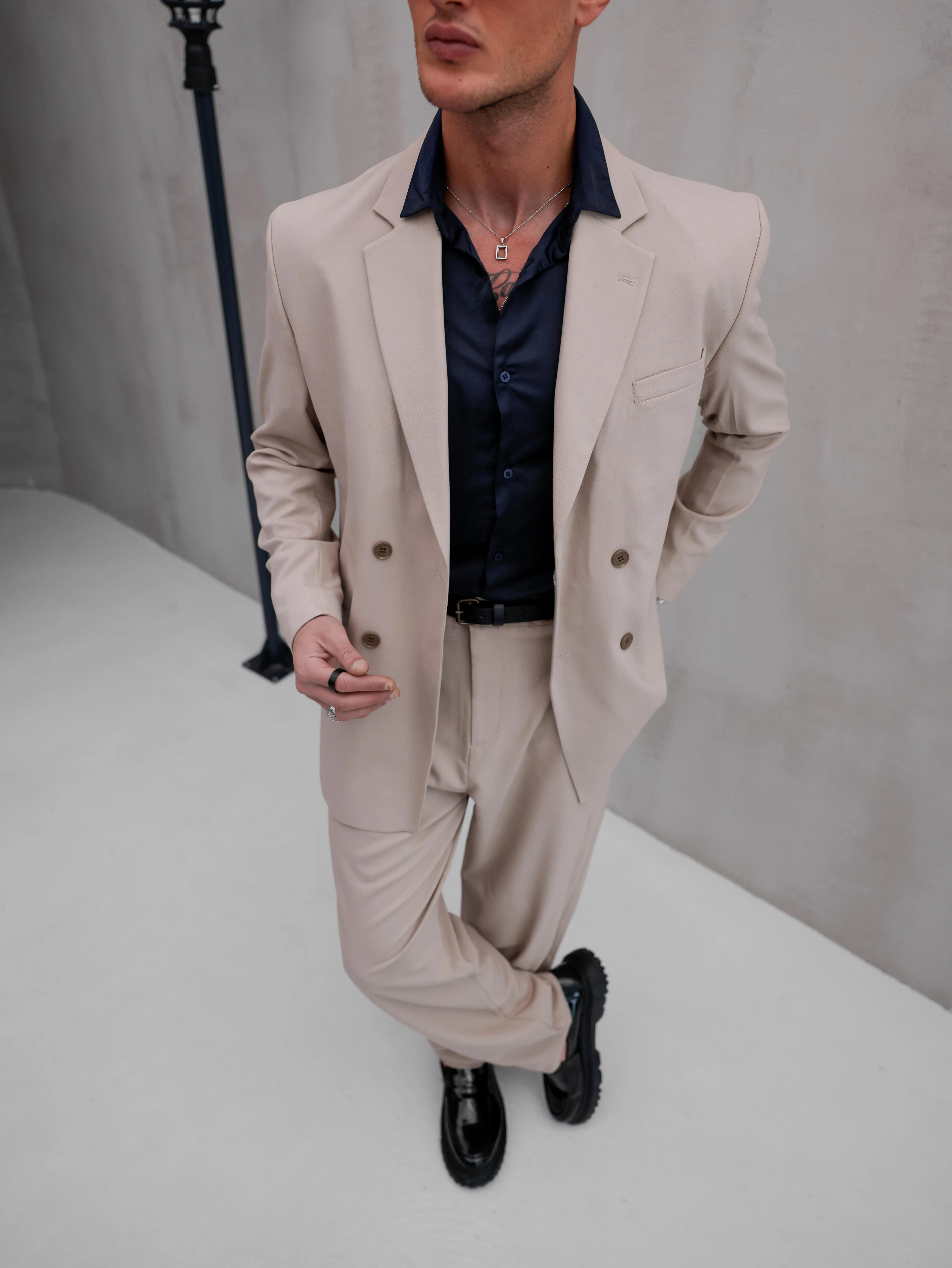 4 Düğme Detaylı Oversize Kesim Baggy Kruvaze Takım Elbise - Krem