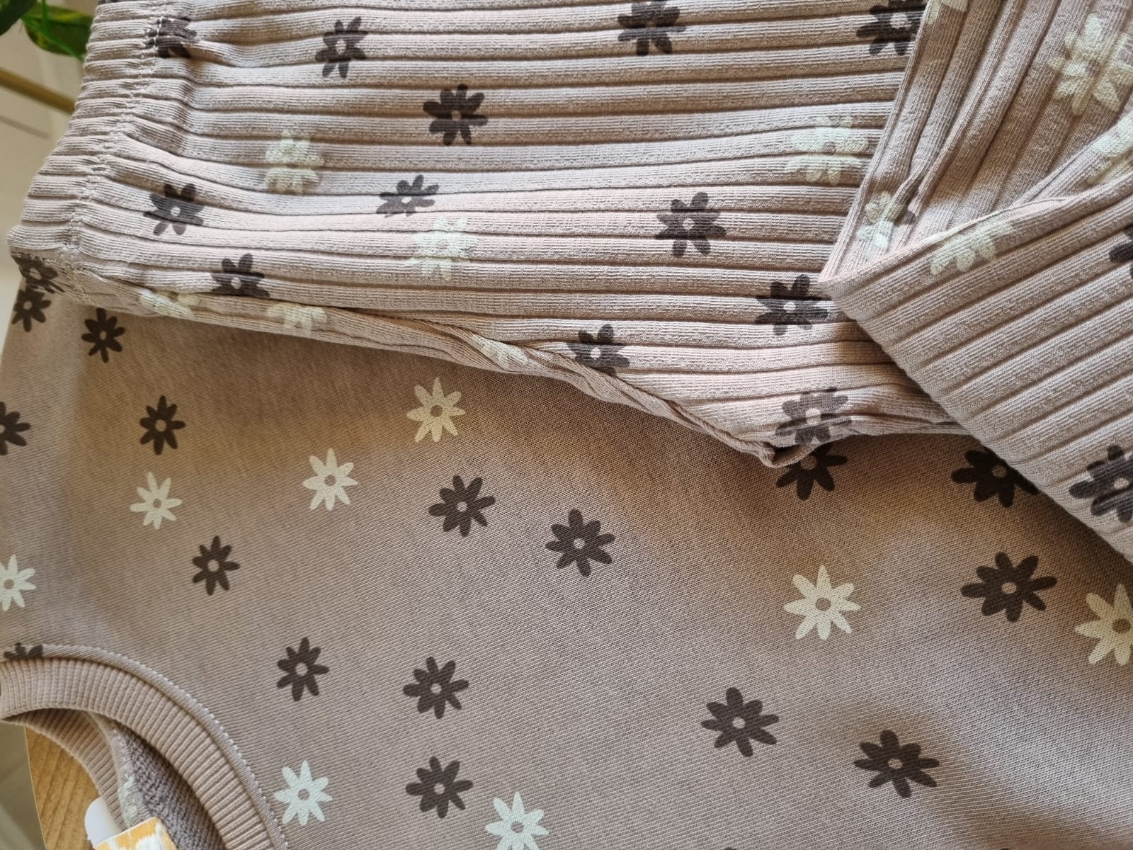 Çiçek Baskılı Takım