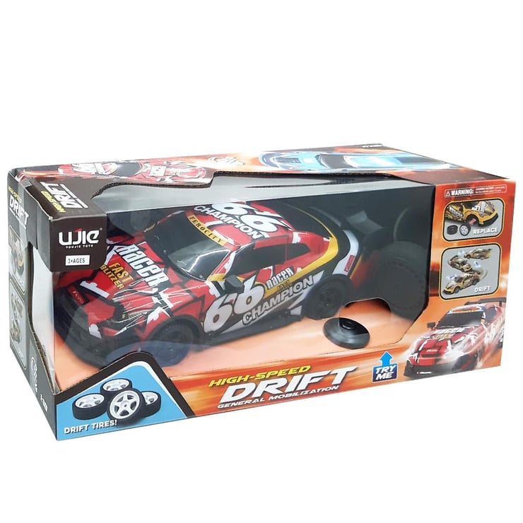 DİRİFT YAPAN ARABA