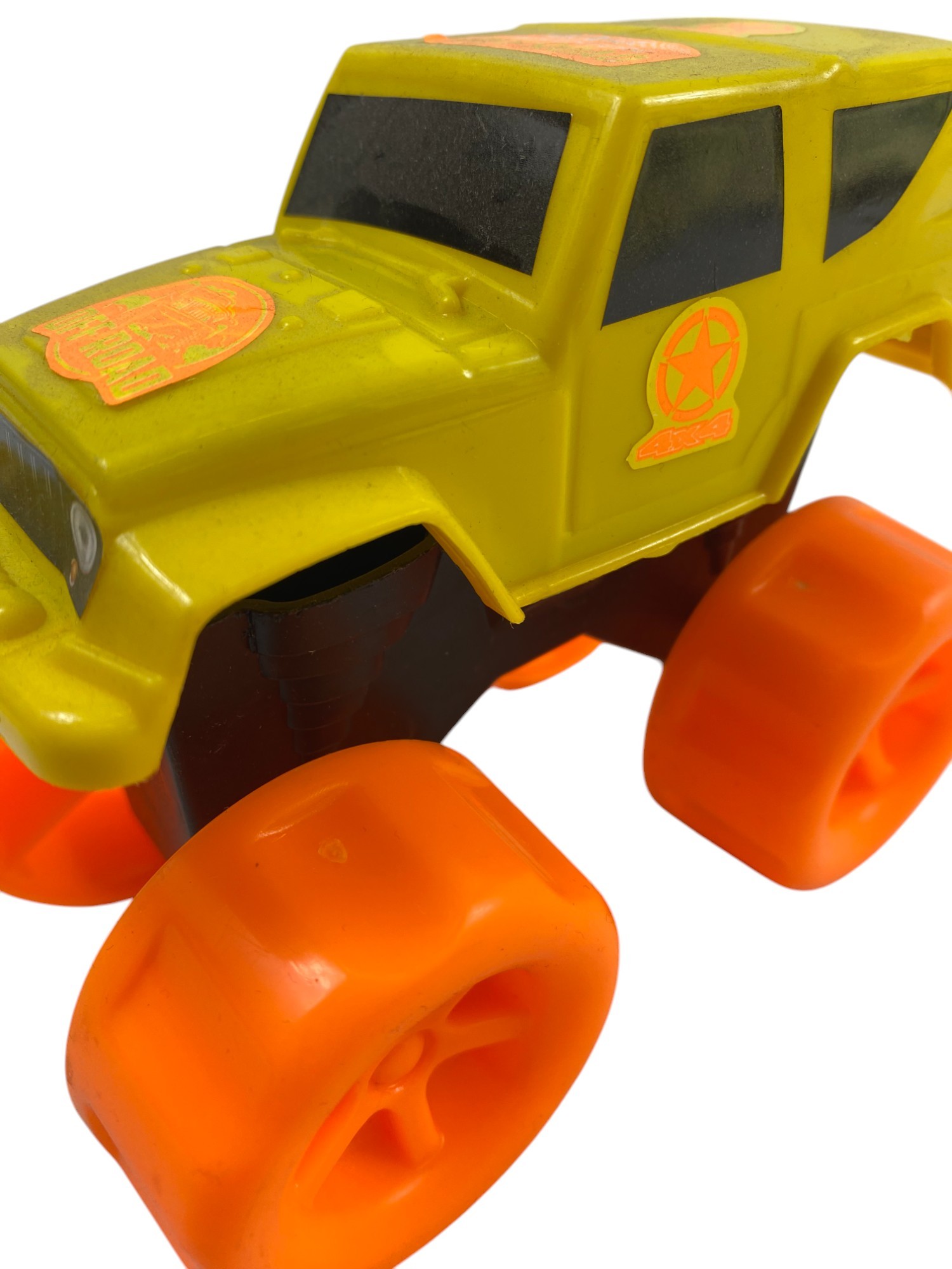 MONSTER TRUCK
