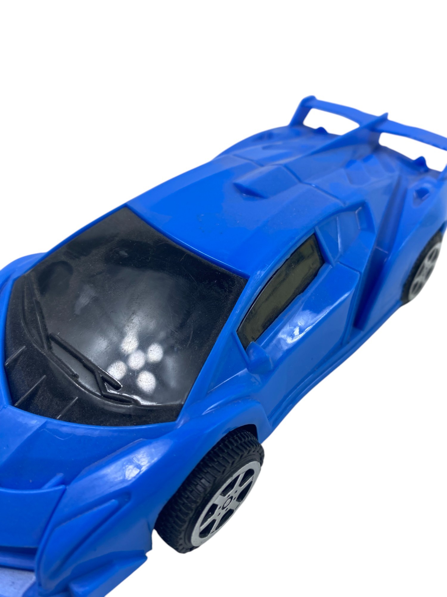 PLASTİK ARABA CIRCIRLI PK12