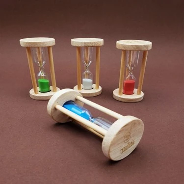 AHŞAP KUM SAATİ YUVARLAK