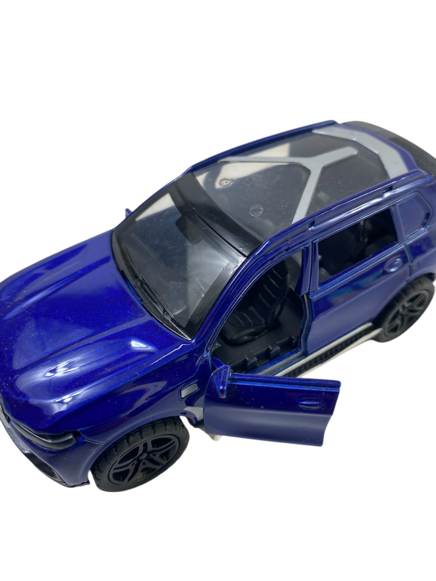 LÜX SPOR METAL JEEPLER KAP AÇILIR