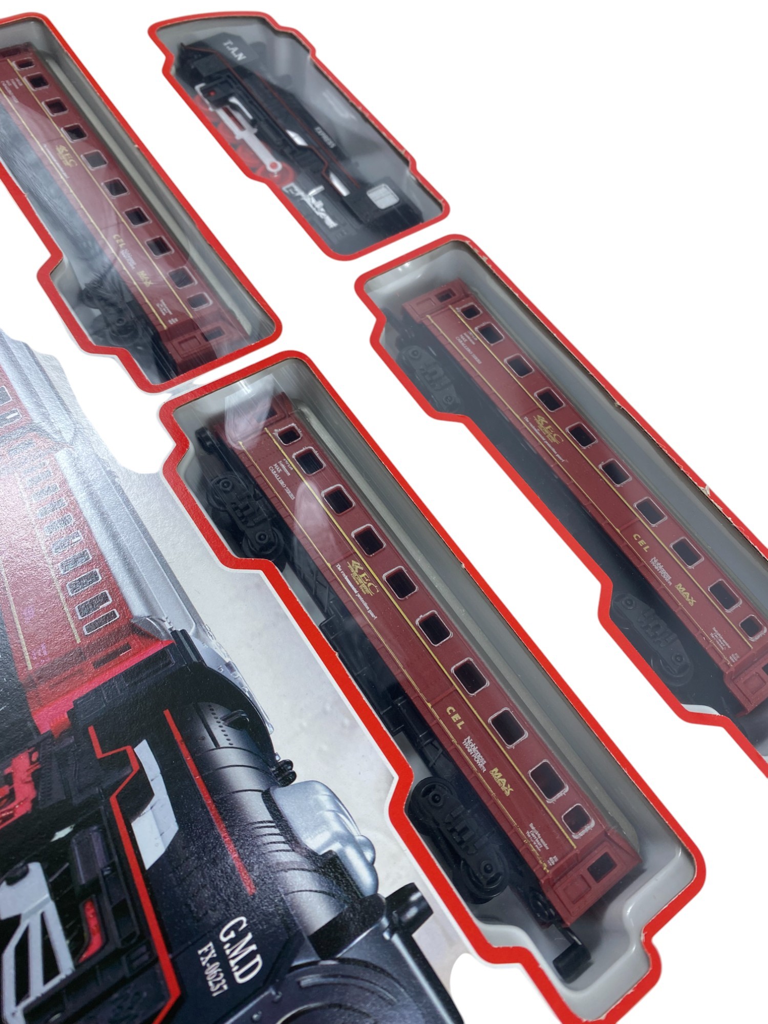 TREN SETİ PİLLİ BY KUT KL 24