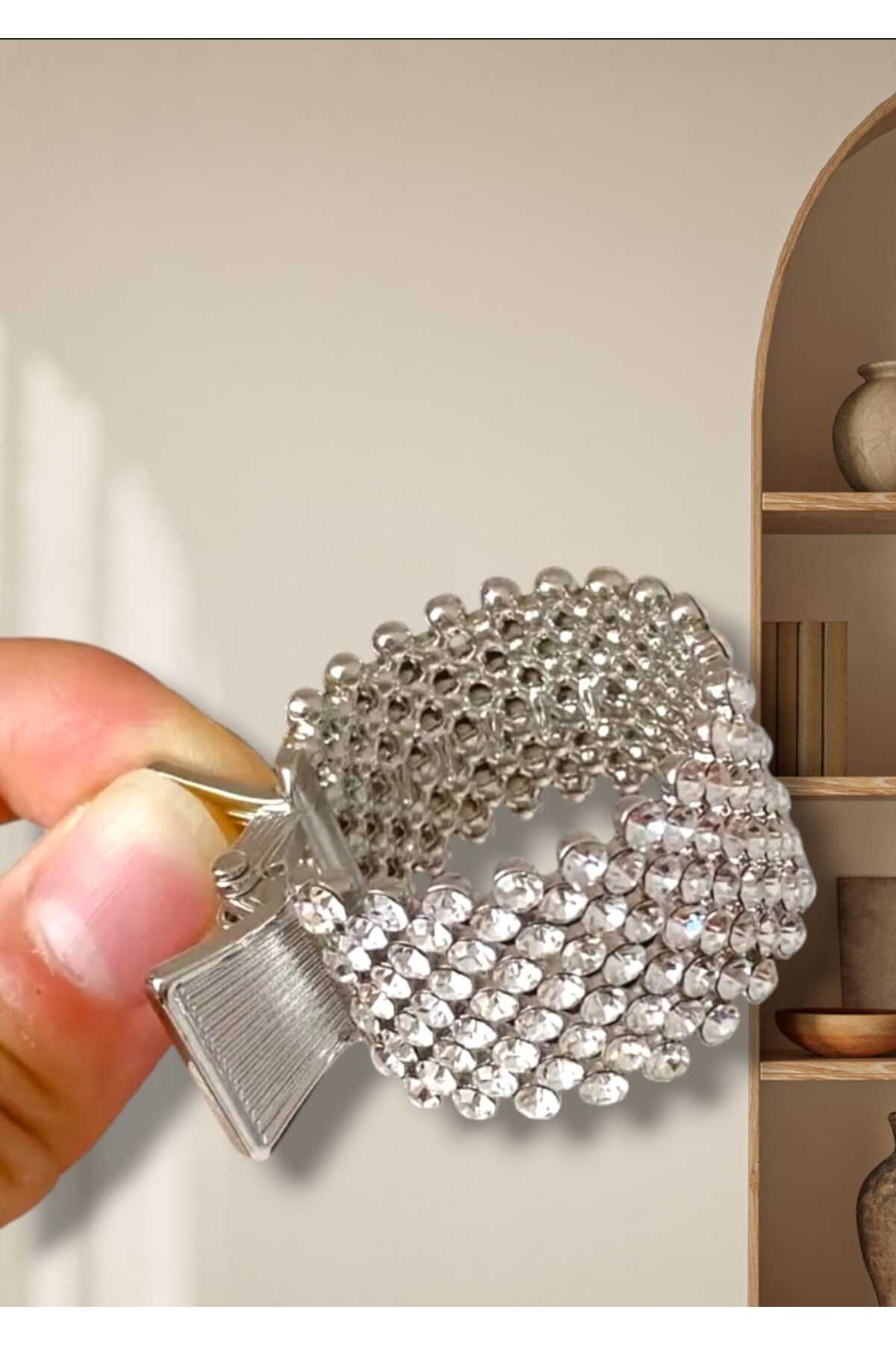 TAŞLI TASARIM AT KUYRUĞU TOKASI (BC-1140)