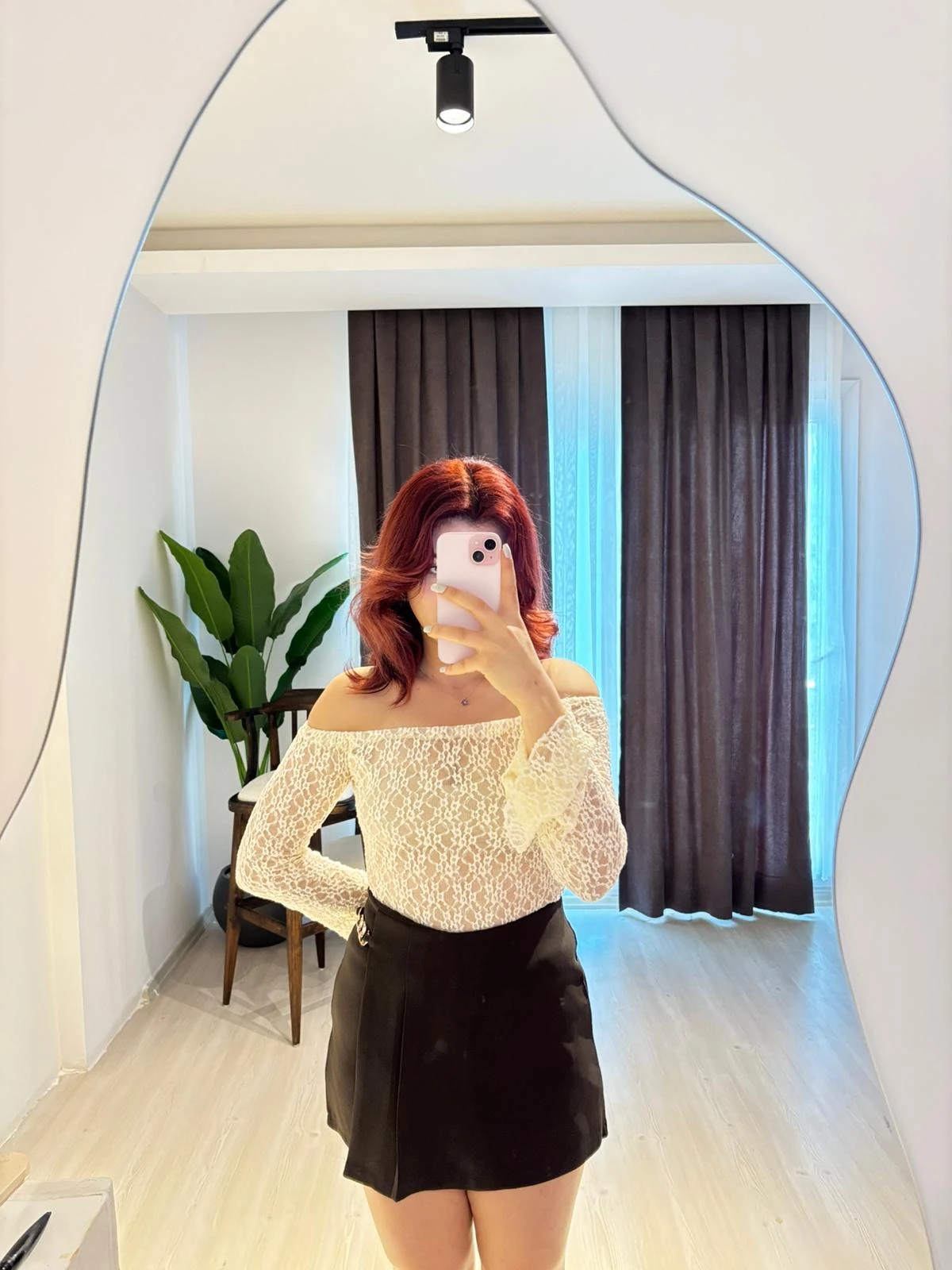 Omuzları Ayarlanabilir Dantel Bluz 