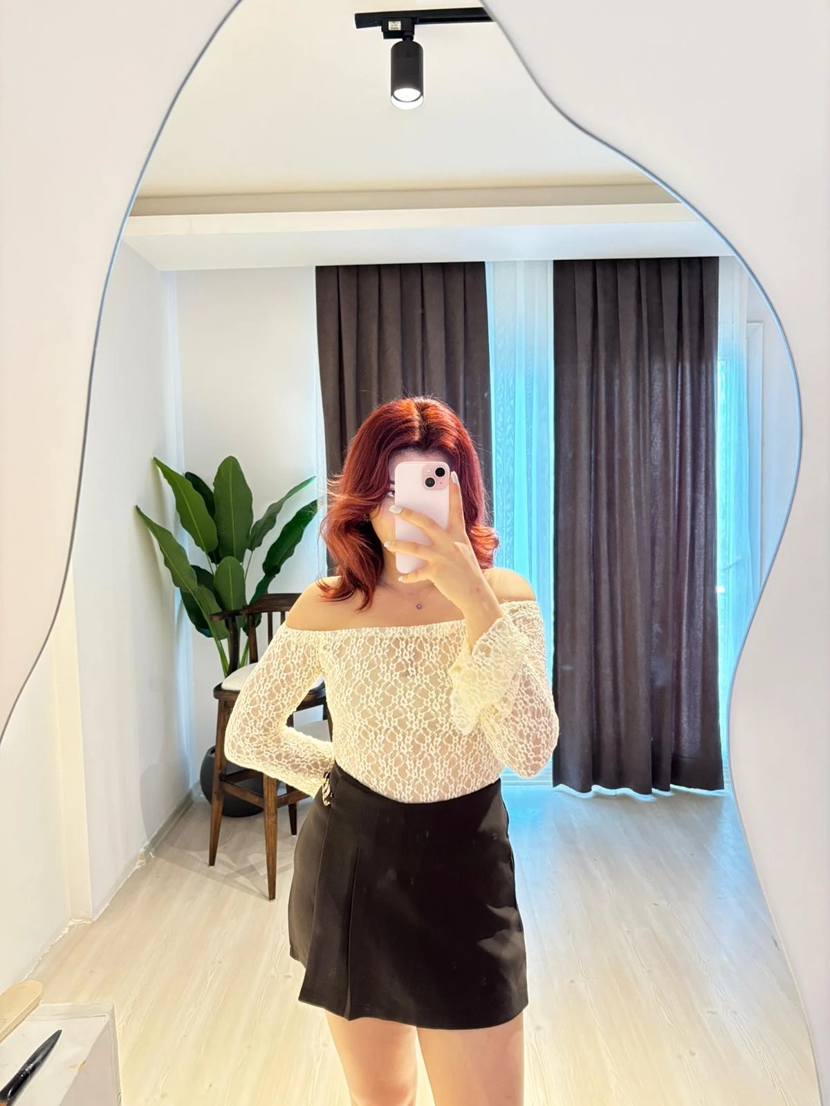 Omuzları Ayarlanabilir Dantel Bluz 