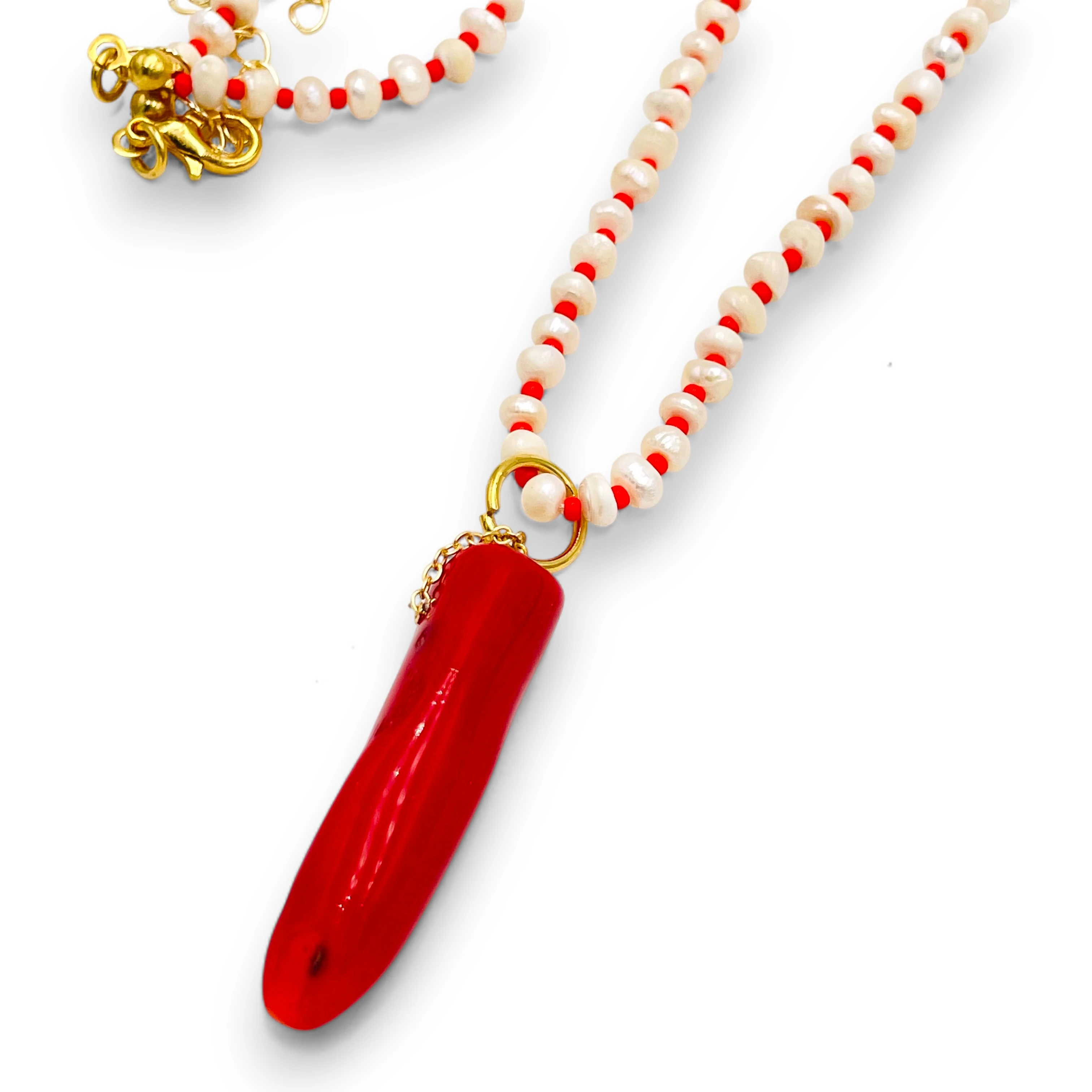 Mercan Uçlu İnci Kolye