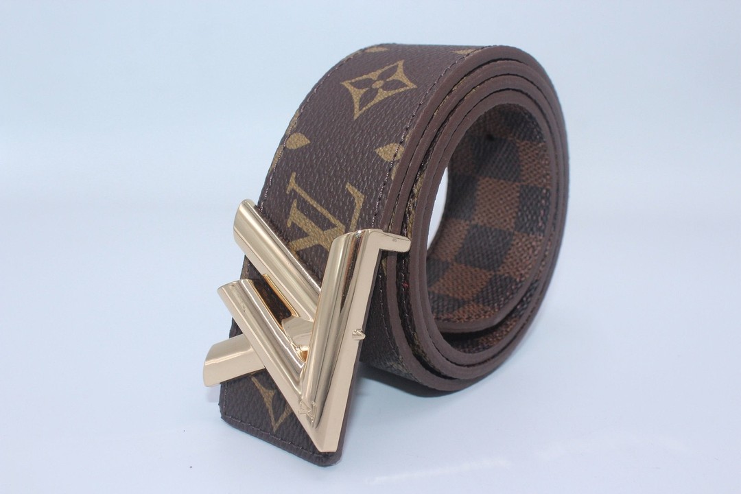 LOUlS VUlTTON BELT AAA+