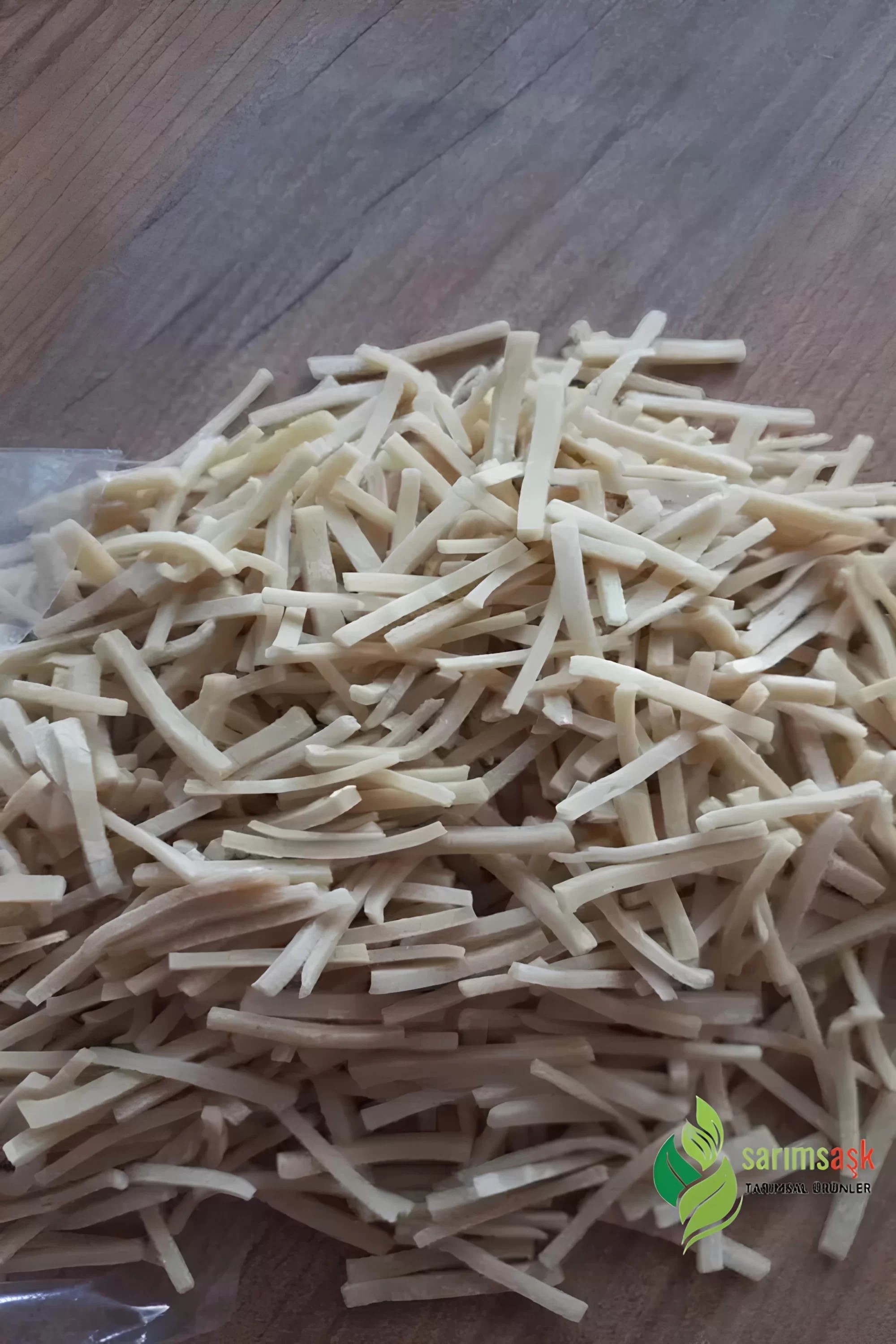 Ev Yapımı El Kesimi Yumurtalı Erişte 1 kg
