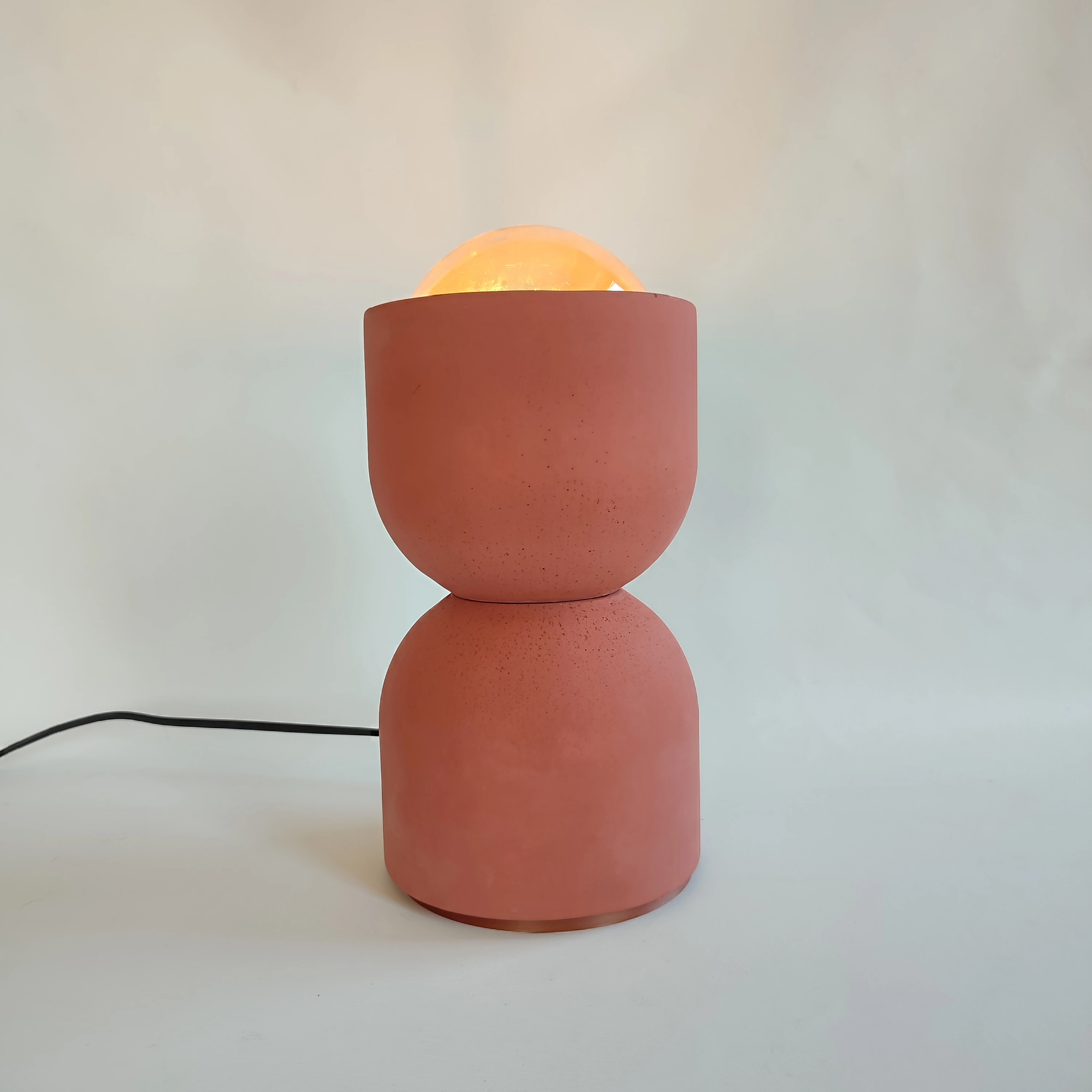 U2 Concrete Lighting