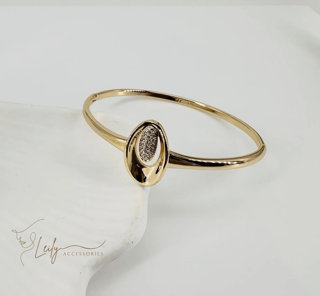 Xuping Damla Göz Detaylı Zirkon Taşlı 14 Ayar Gold Kelepçe