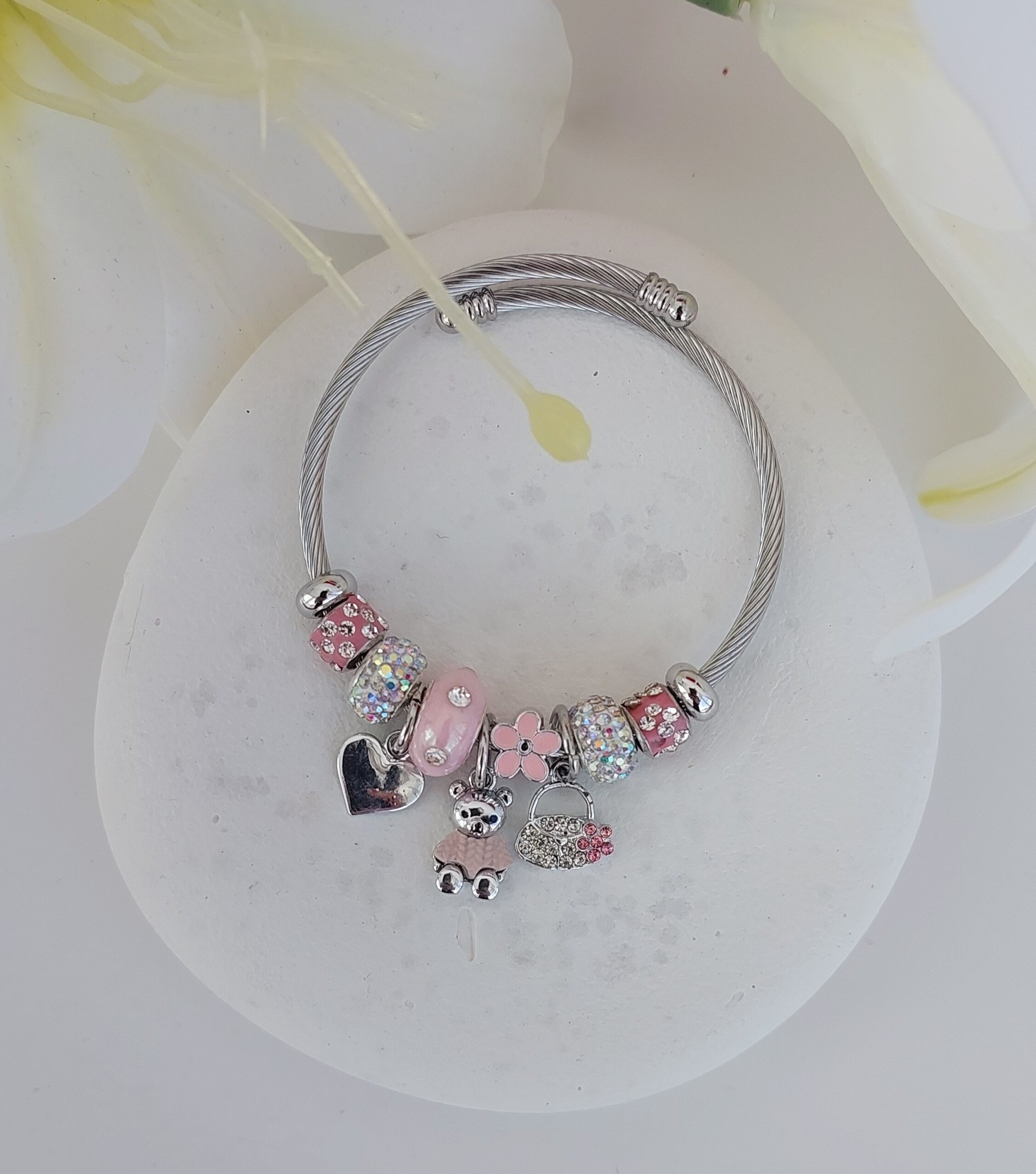 Çelik Ayıcık Detaylı Zirkon Taşlı Silver Charmlı Pandora Bileklik