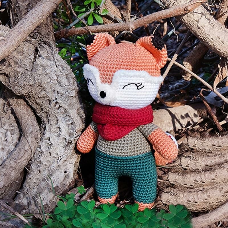 Amigurumi %100 Organik Oyuncak El Örgüsü Kırmızı Atkılı Tilki Turuncu MKN.0052
