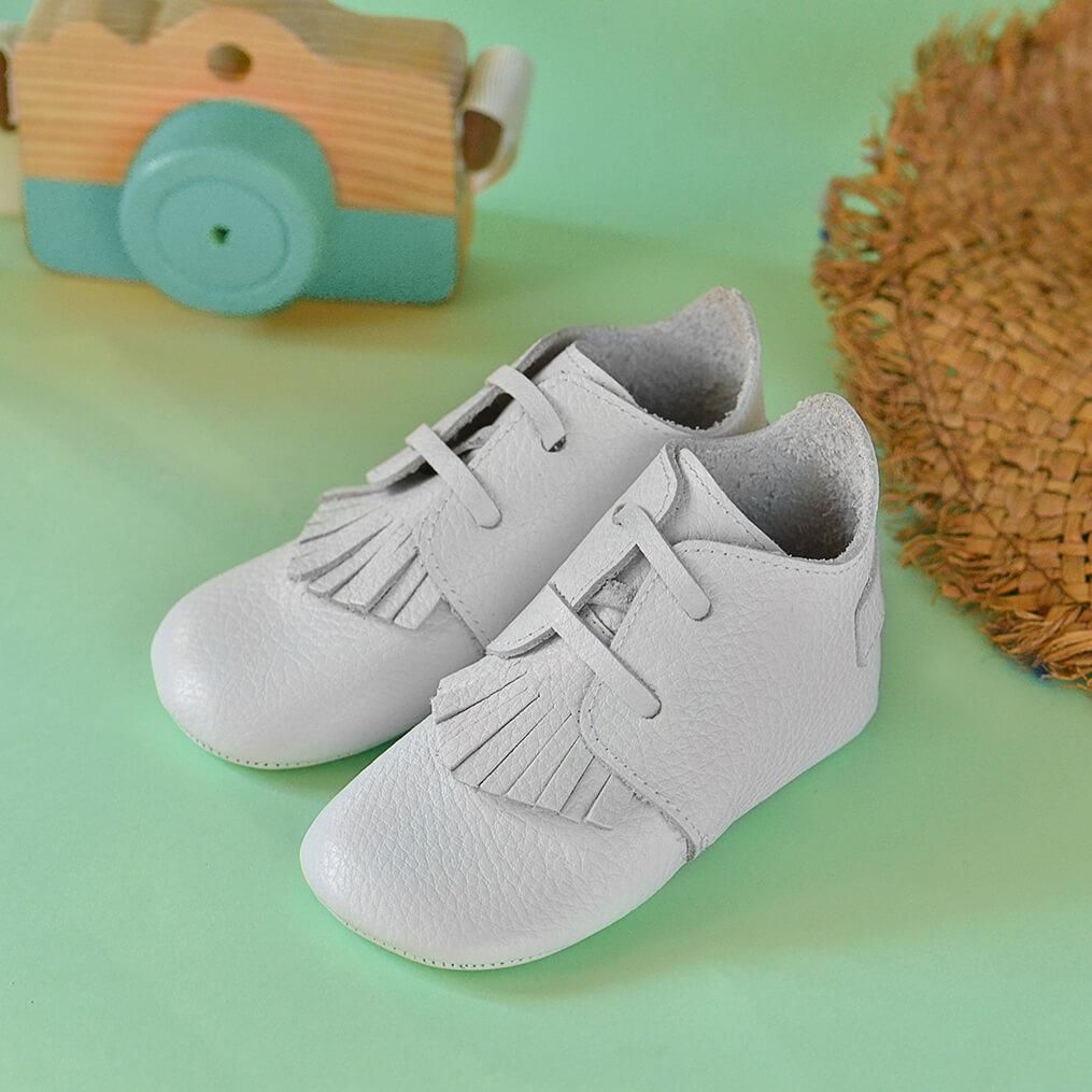 Hakiki Deri Anatomik Taban İlk Adım Ayakkabısı Püsküllü Bağcıklı Beyaz  – MKN.0156