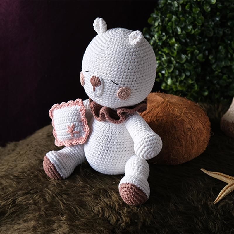 Amigurumi  %100 Organik Oyuncak El Örgüsü Sevimli Yastıklı Ayıcık MKN.0009