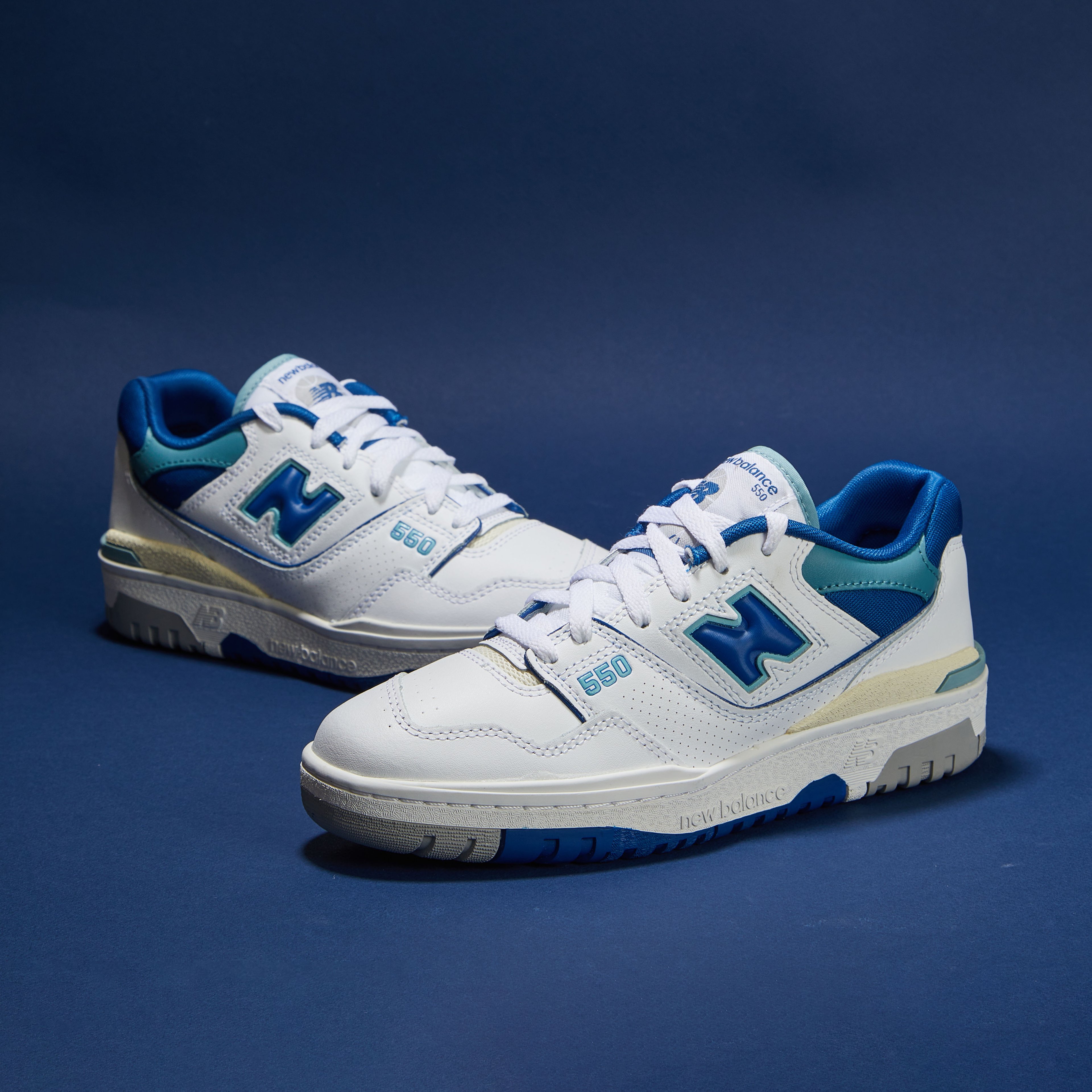 NB 550 White Blue Groove