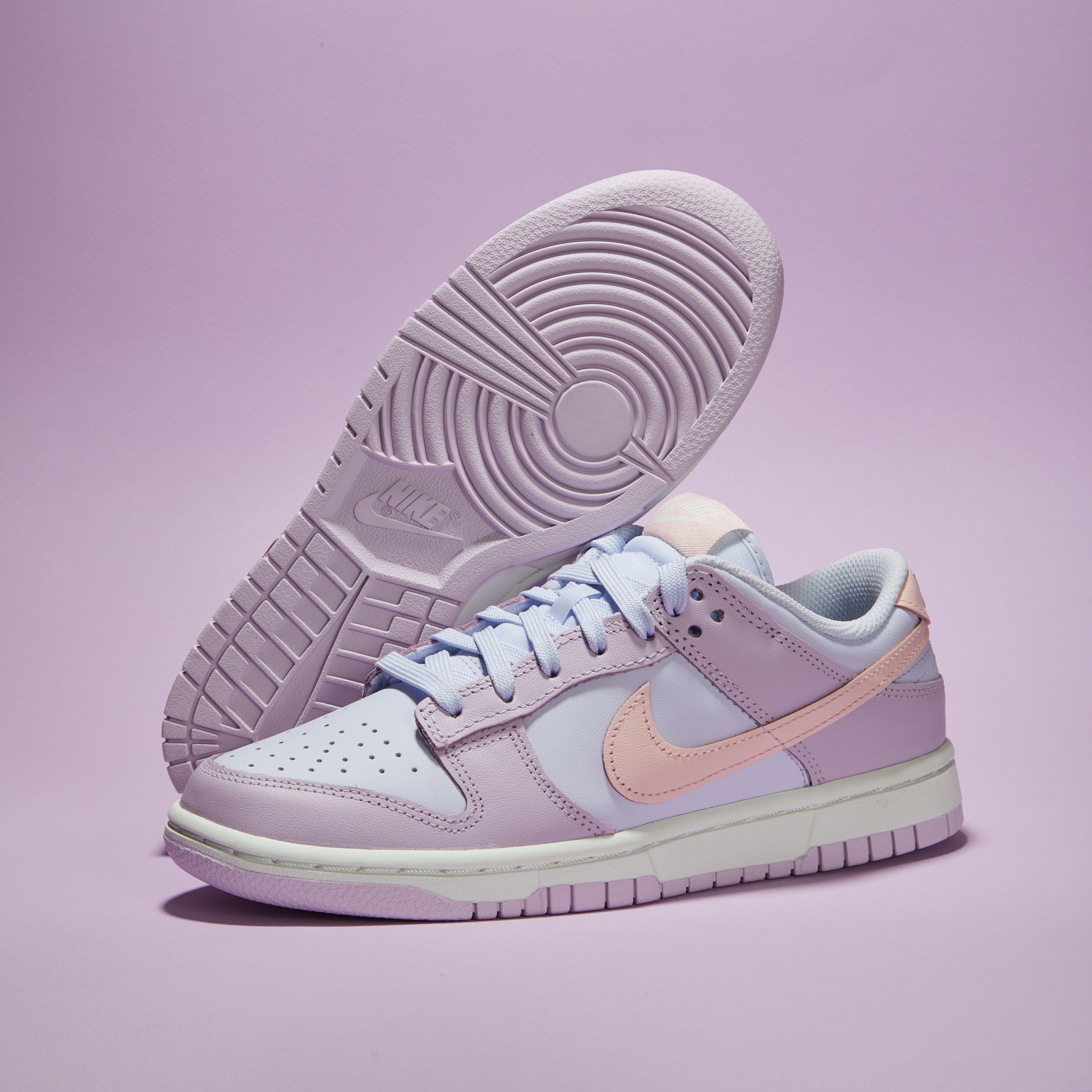 Dunk Low W Easter 2022