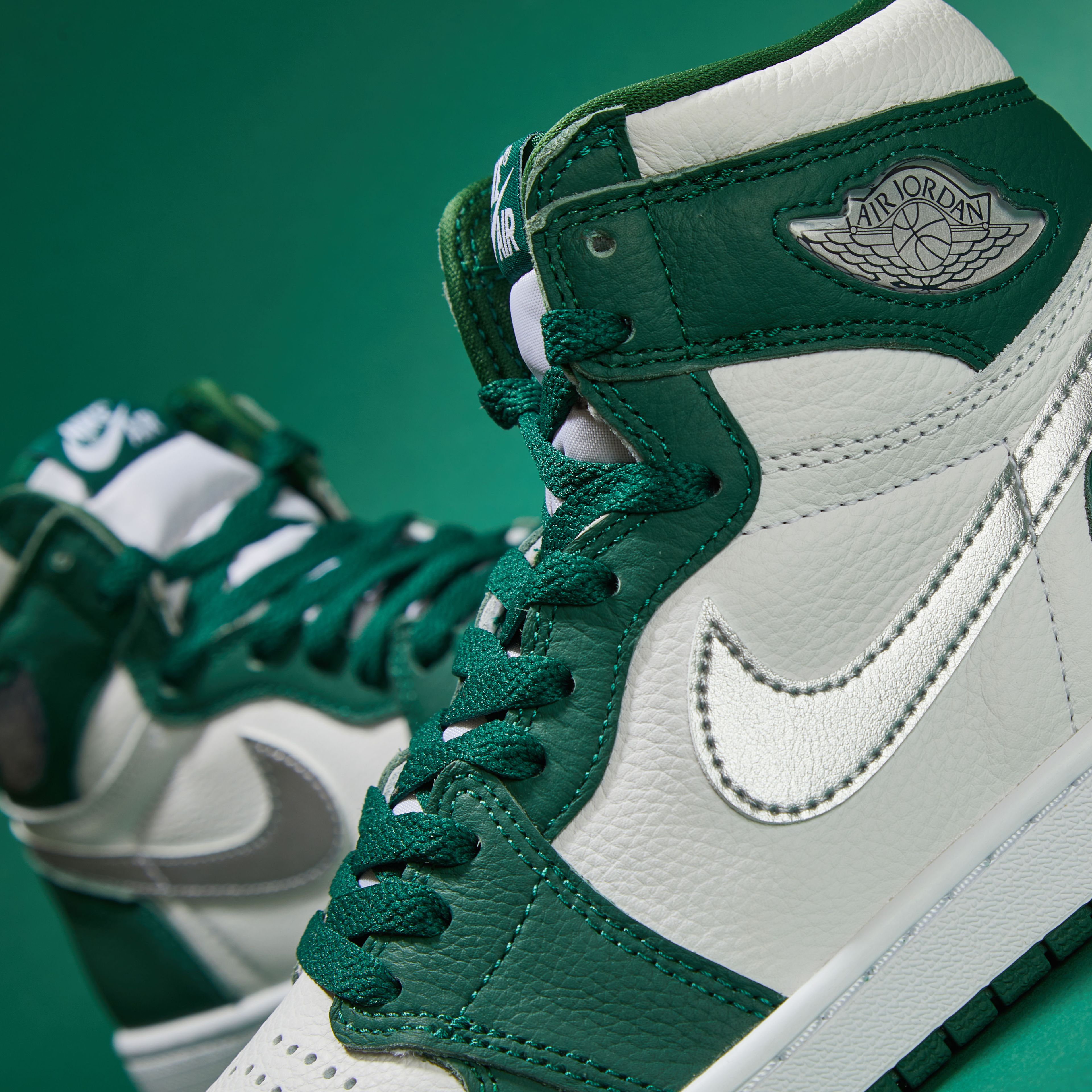 Air Jordan 1 High Gorge Green