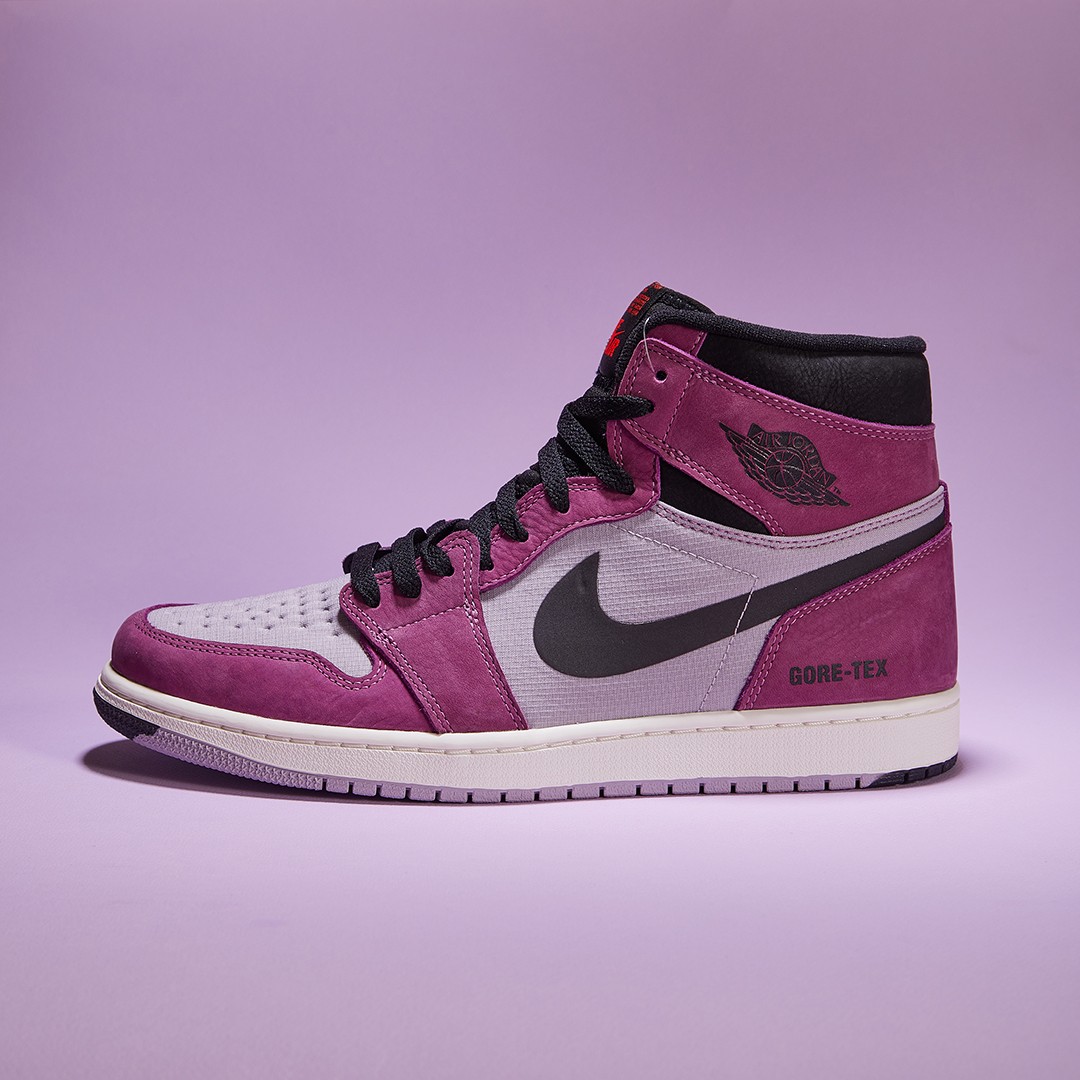 Air Jordan 1 High GORE-TEX Berry