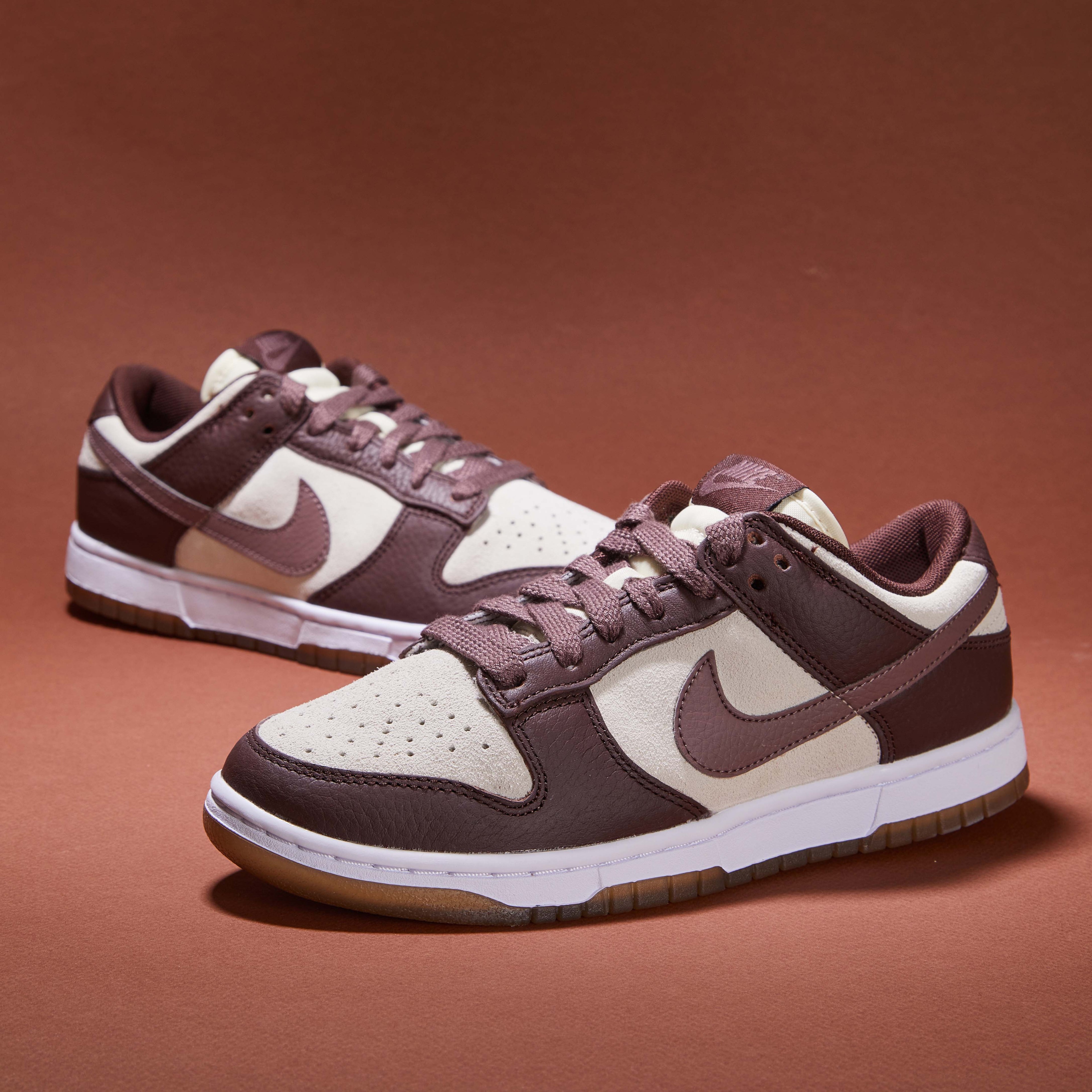 Dunk Low W Plum Eclipse 