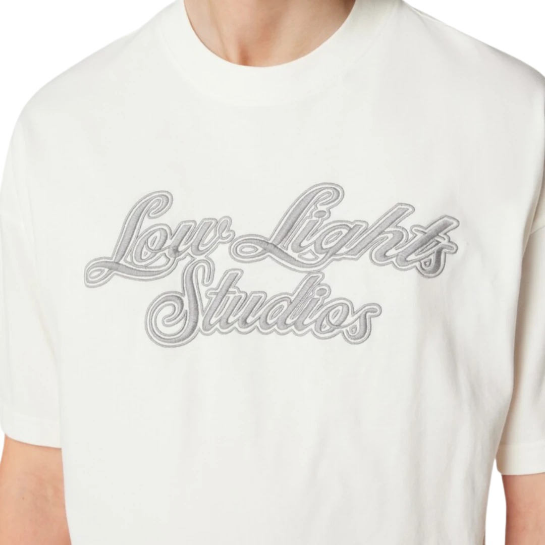 White Embroidery T-shirt