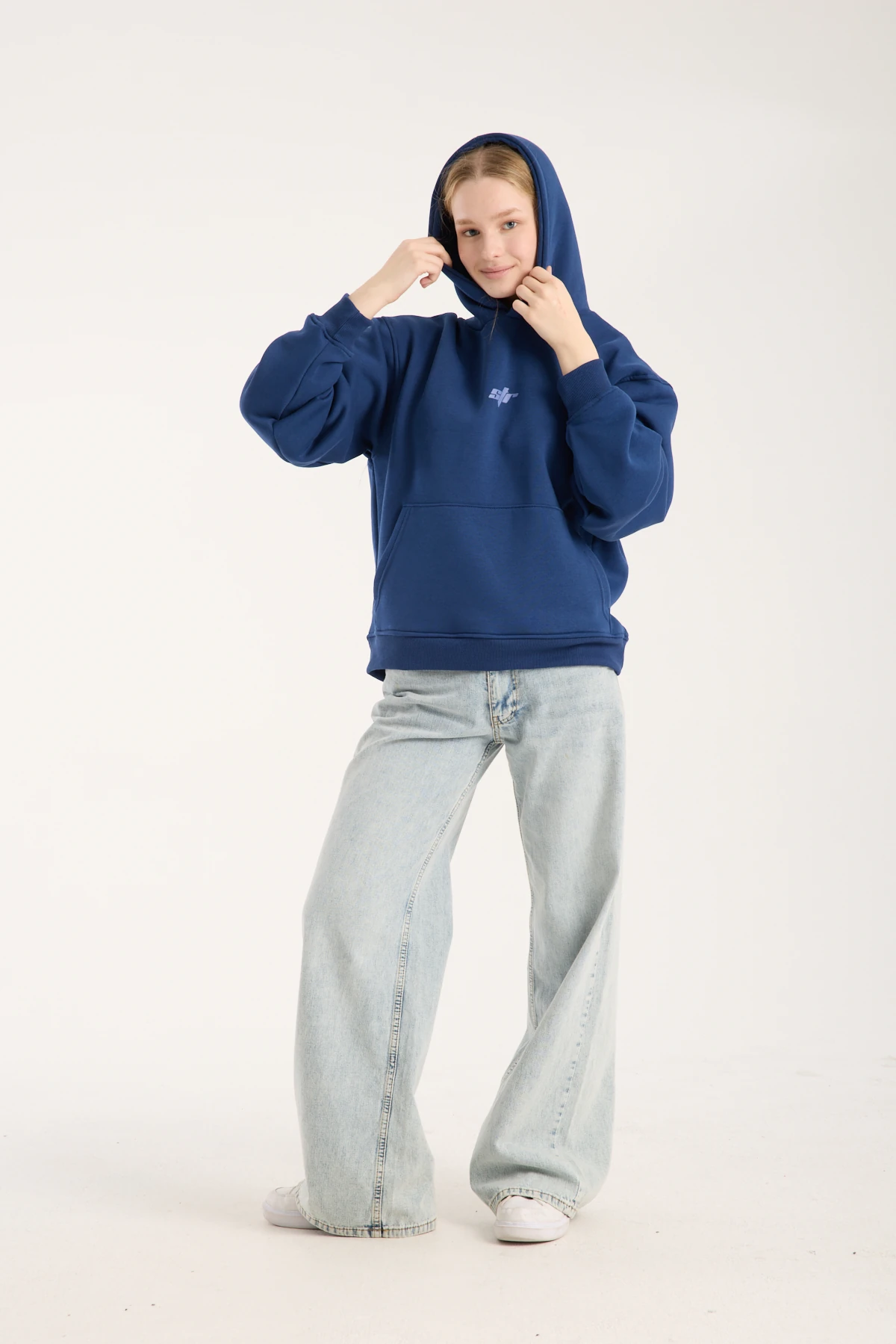 NAKKASH Oversized Hoodie