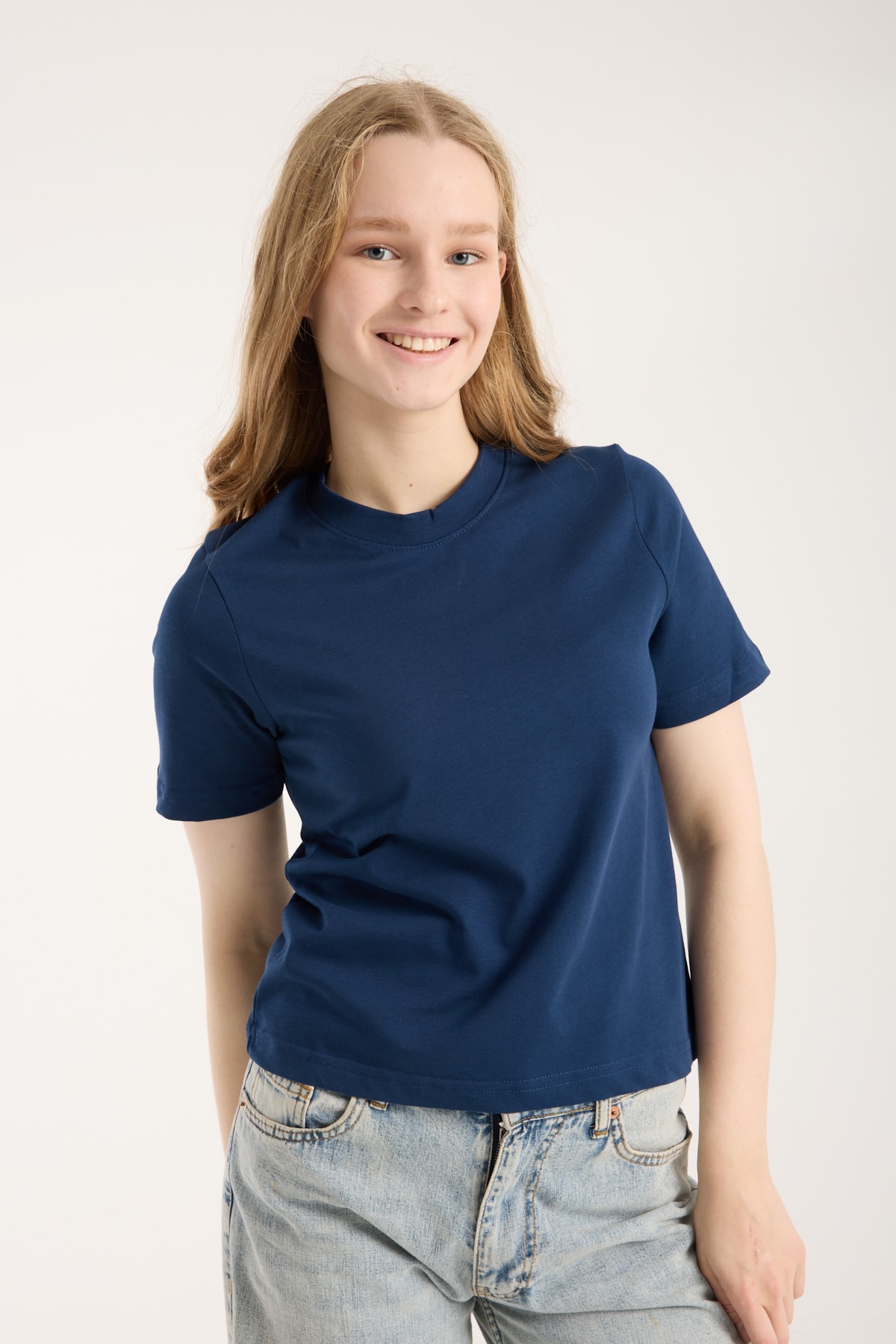 navy basic women tee