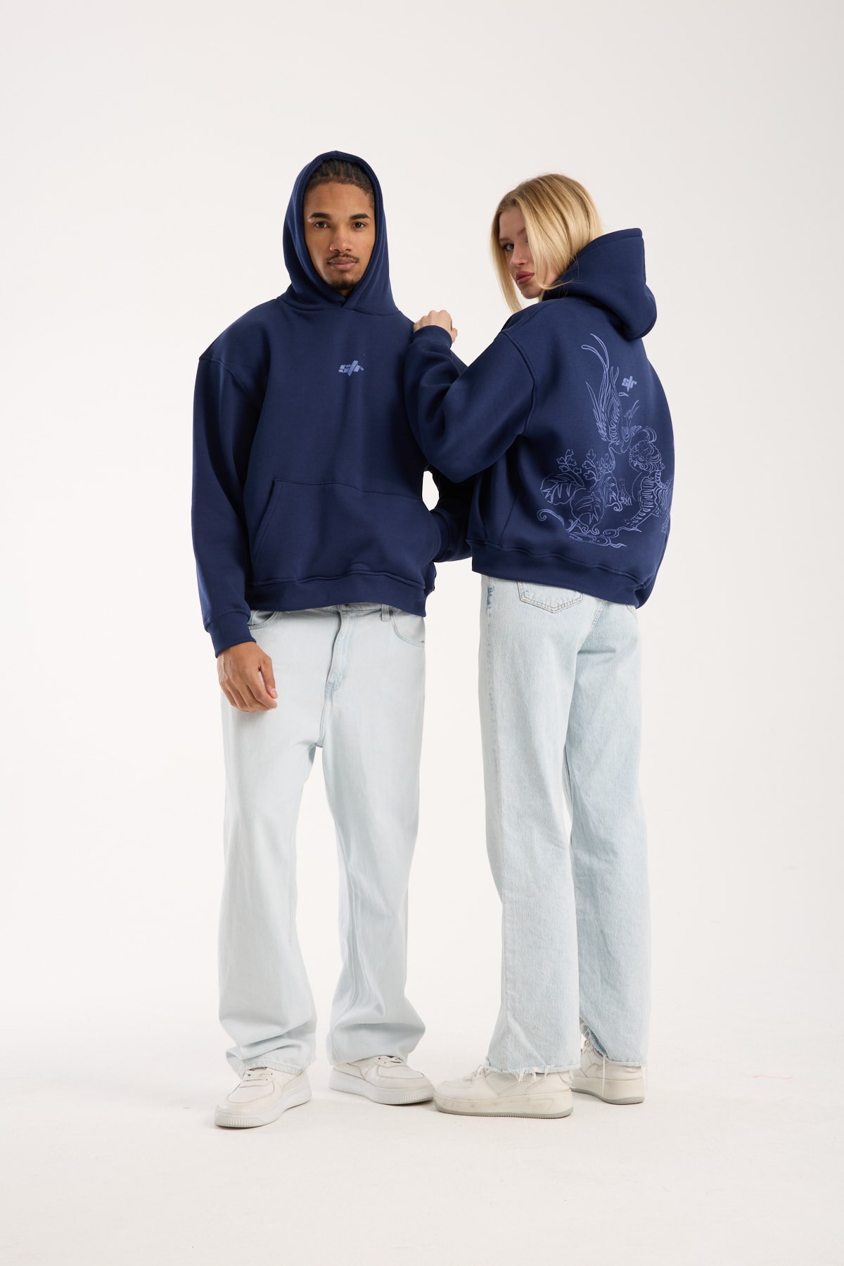 NAKKASH Oversized Hoodie