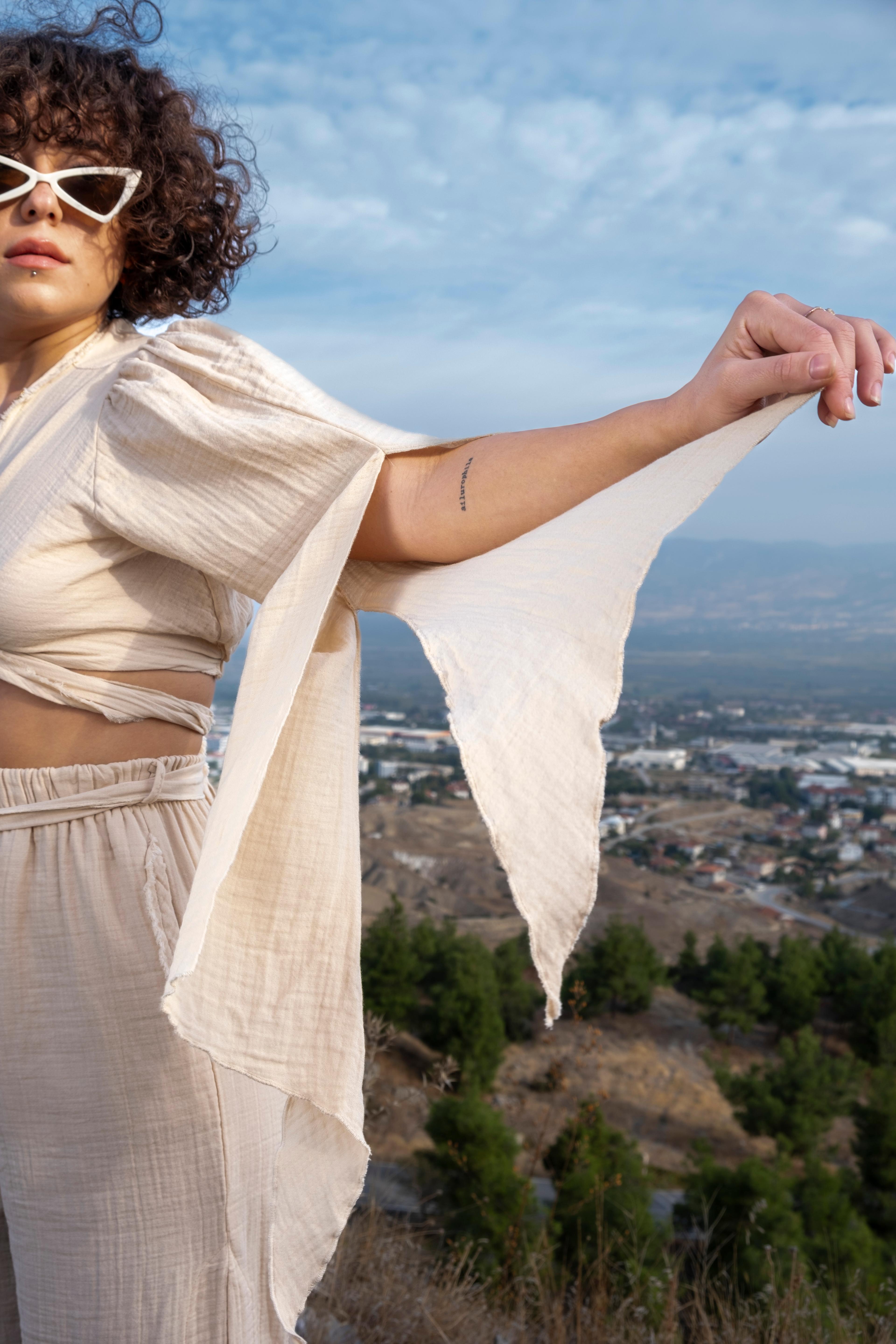 Aya Blouse - Beige