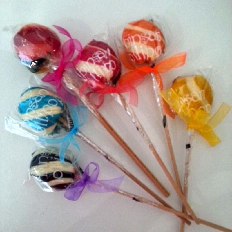 12 ADET KURDELELİ TOPİTOP KARIŞIK RENKLER