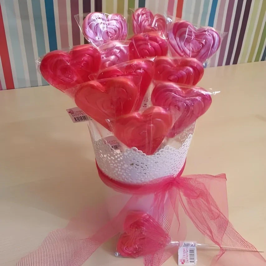 SENİ SEVİYORUM KALP LOLİPOP 10 LU VAZO