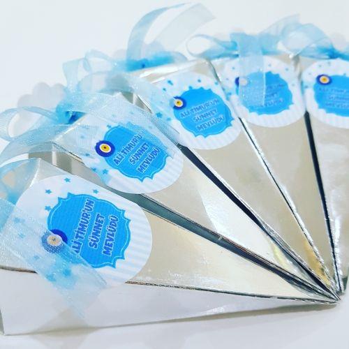 24 ADET KURDELELİ ETİKETLİ KÜLAHLI ERKEK BEBEK MEVLÜT ŞEKER Gümüş  30 gr M22