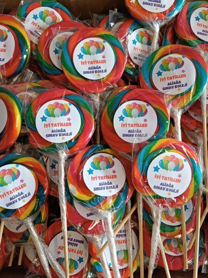 24 ADET ETİKETLİ LOLİPOP MEZUNİYET ŞEKERİ L37