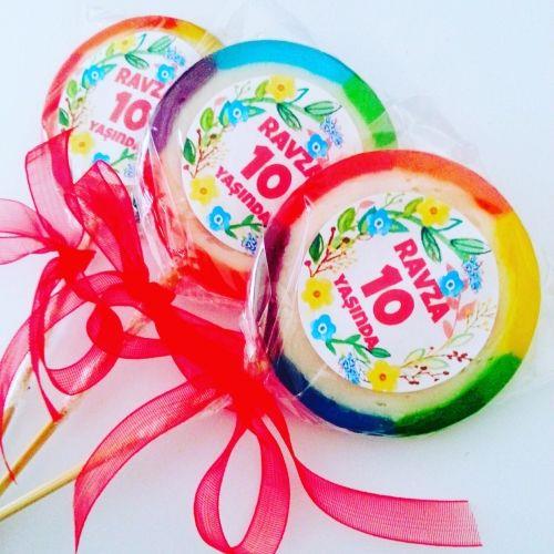 12 ADET ETİKETLİ KURDELELİ GÖKKUŞAĞI PAPATYA LOLLY LOLİPOP ŞEKER LL08