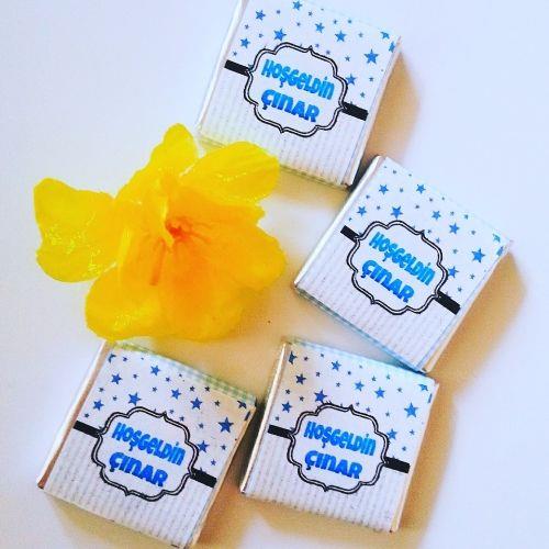 İSİMLİ ERKEK BEBEK ÇİKOLATASI 48 ADET KUTULU MADLEN EC11