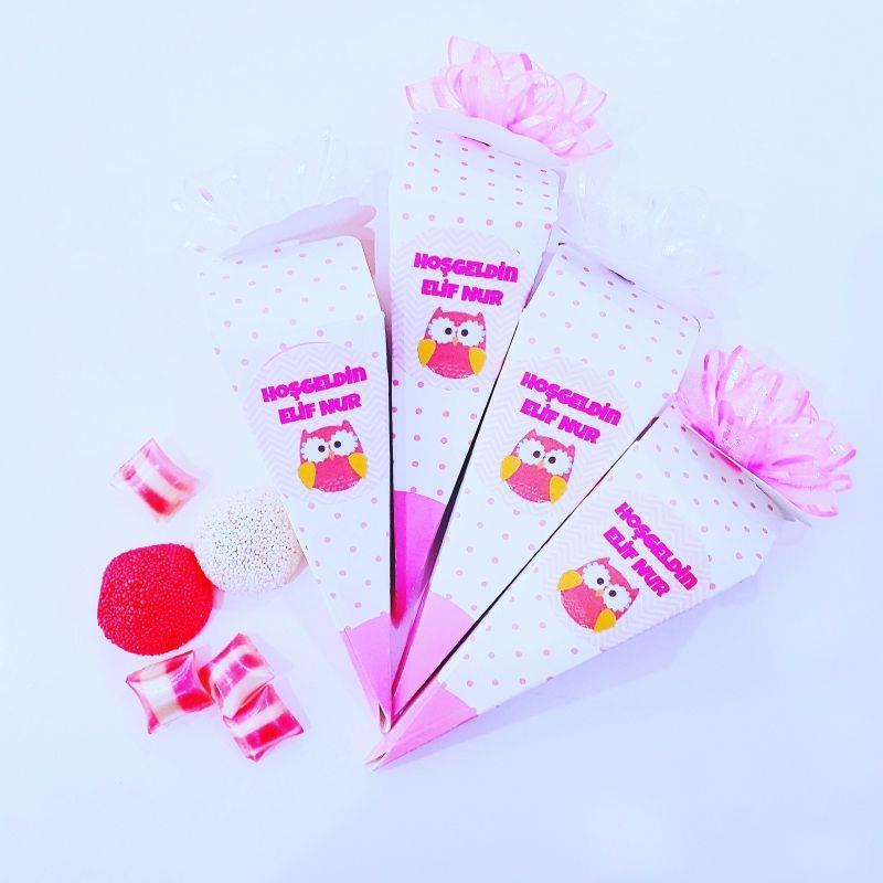 100 ADET KURDELELİ ETİKETLİ KÜLAHLI KIZ BEBEK MEVLÜT ŞEKERİ 35 gr M16