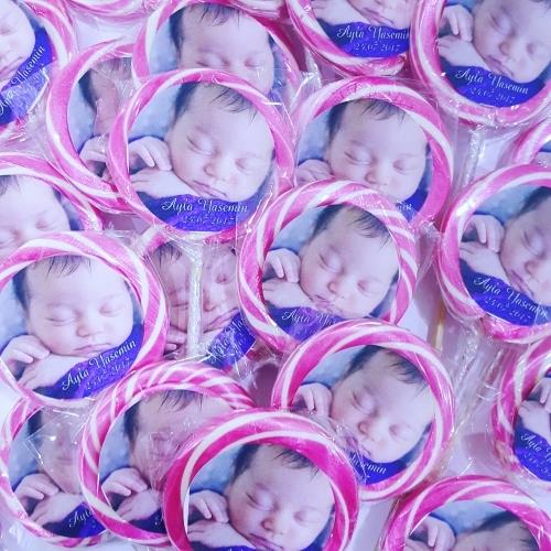24 ADET KİŞİYE ÖZEL FOTOĞRAF ETİKETLİ LOLİPOP ŞEKER L55
