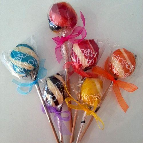 12 ADET KURDELELİ TOPİTOP KARIŞIK RENKLER