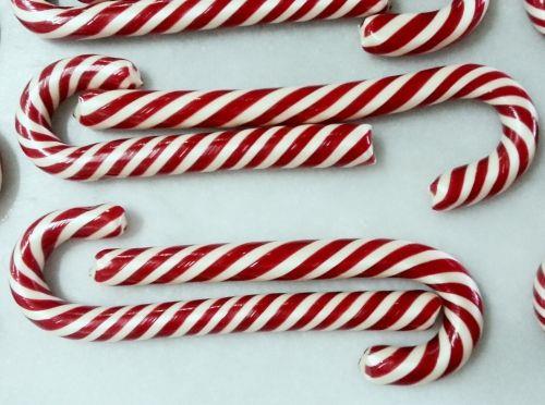 20 ADET 30 GR KIRMIZI BEYAZ BASTON ŞEKER