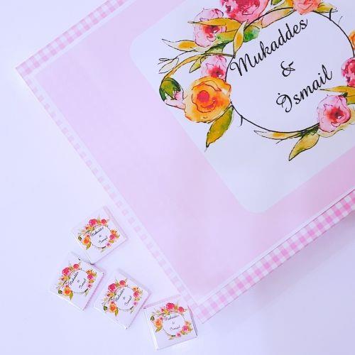 İSİMLİ KIZ BEBEK ÇİKOLATASI 48 ADET KUTULU MADLEN EC04