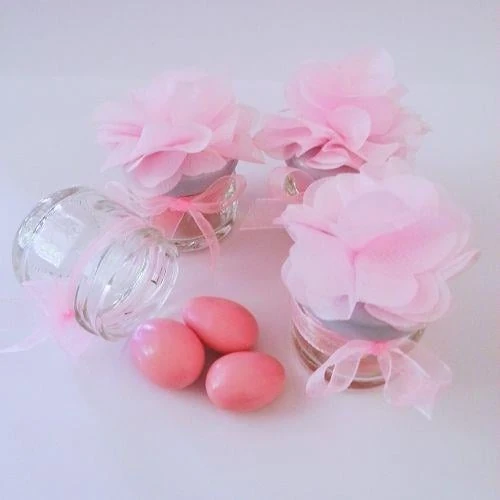 24 ADET PEMBE KURDELELİ ÇİÇEKLİ KAVANOZLU BADEM DRAJE 40