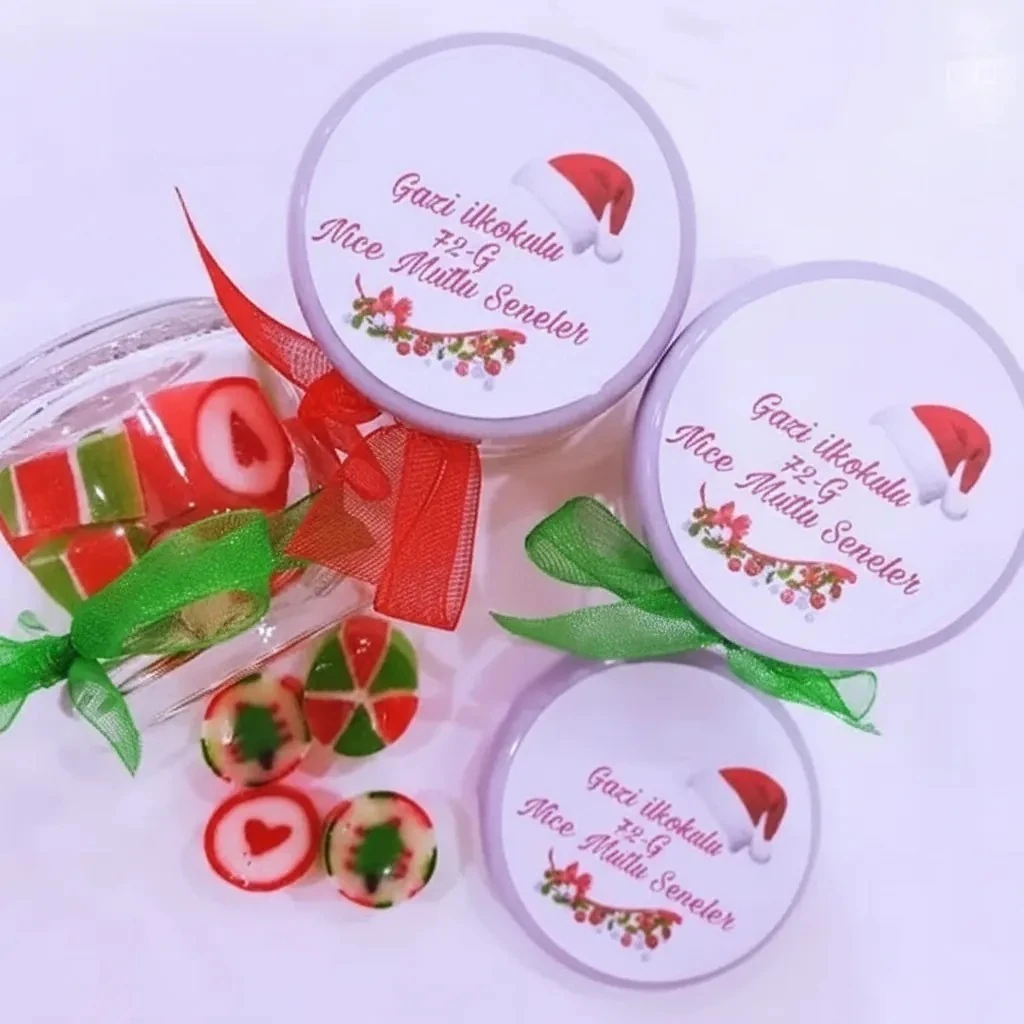 12 ADET ETİKETLİ KURDELELİ KAVANOZLU LOLLY YENi YIL ŞEKERİ YY50