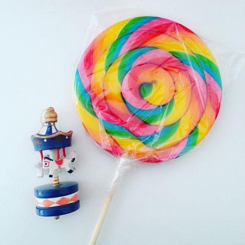 1 ADET SOSYETE LOLİPOP GÖKKUŞAĞI 150 GR