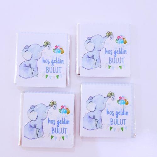 İsim Etiketli Madlen Erkek Bebek Çikolatası 48 Adet Kutulu Madlen EC32