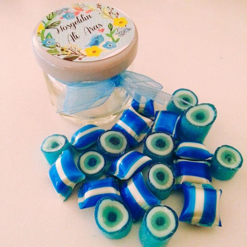 50 ADET MAVİ ETİKETLİ KURDELELİ KAVANOZ MAVİ AKİDE ve NAZAR LOLLY ŞEKER 20