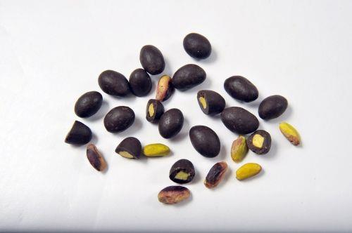 ÇİKOLATA KAPLI FISTIK DRAJE BİTTER (MAT FISTIK)  200 gr